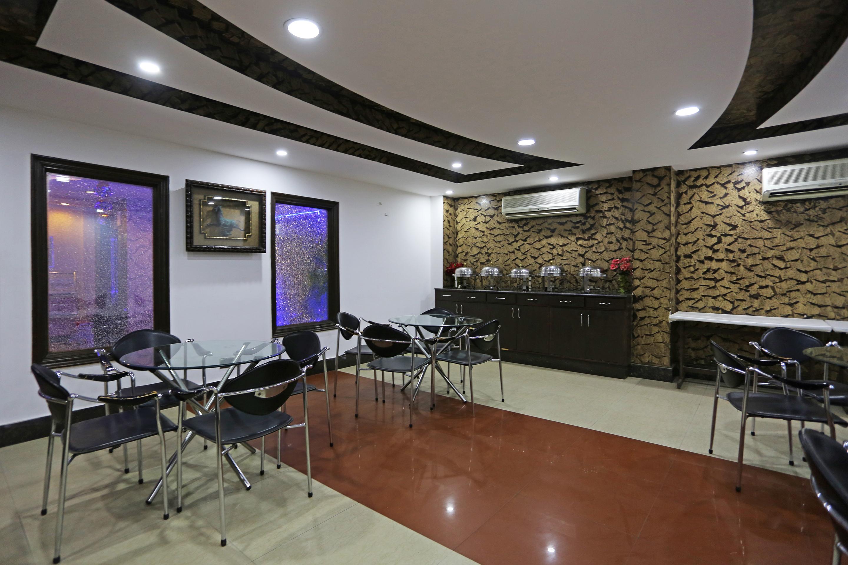 דלהי Oyo 337 Hotel Anand מראה חיצוני תמונה