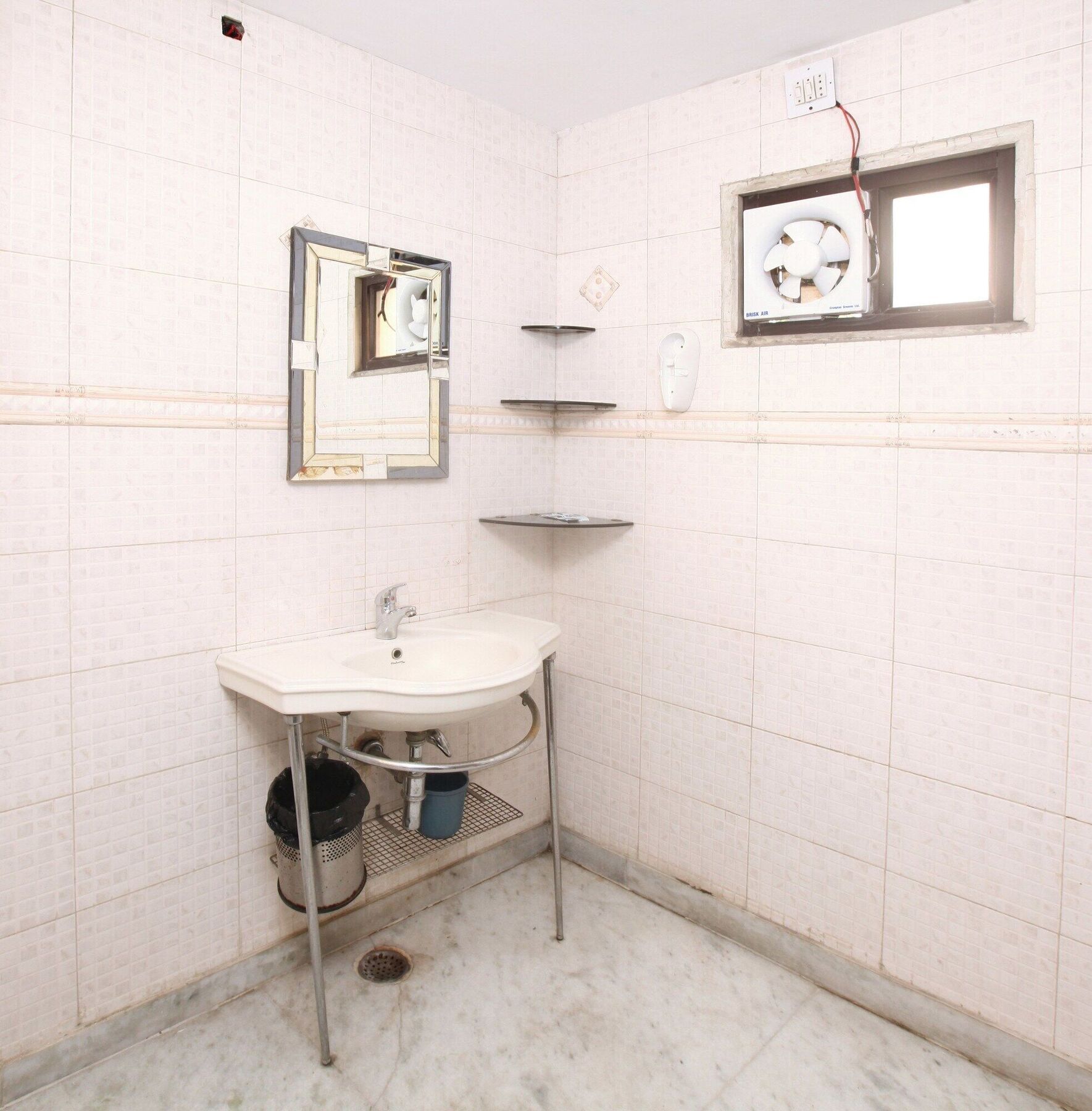 דלהי Oyo 337 Hotel Anand מראה חיצוני תמונה