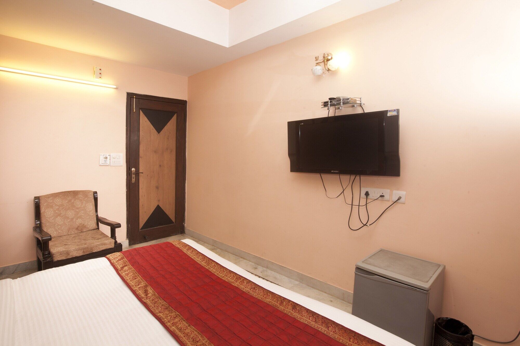 דלהי Oyo 337 Hotel Anand מראה חיצוני תמונה