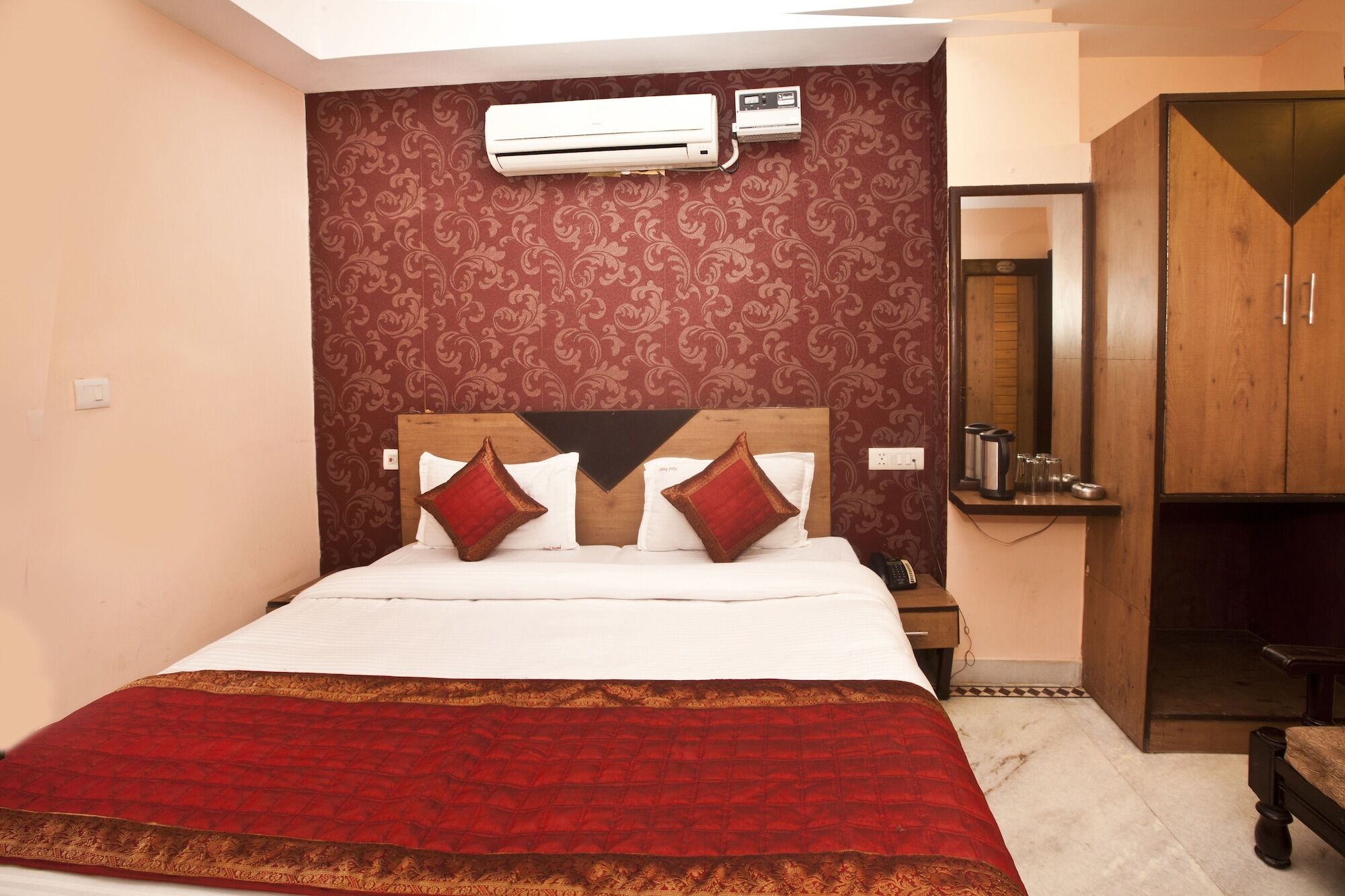 דלהי Oyo 337 Hotel Anand מראה חיצוני תמונה